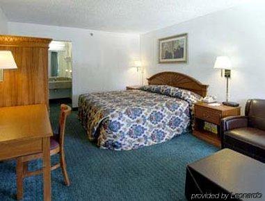 Ramada By Wyndham Temple Terrace/tampa North Temple Terrace